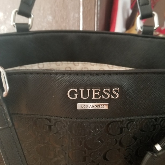 SOLD Guess Tote Bag - Picture 4 of 4
